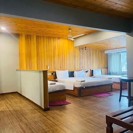 Suncoast Beach Hotel Mirissa Buitenkant foto